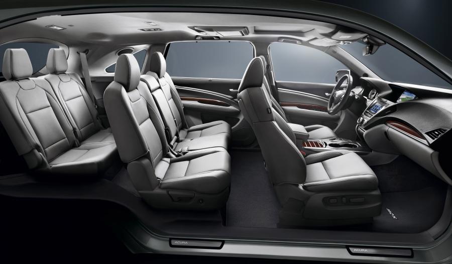 Интерьер Acura MDX (YD3) 2015 года  (фото 2 из 2)